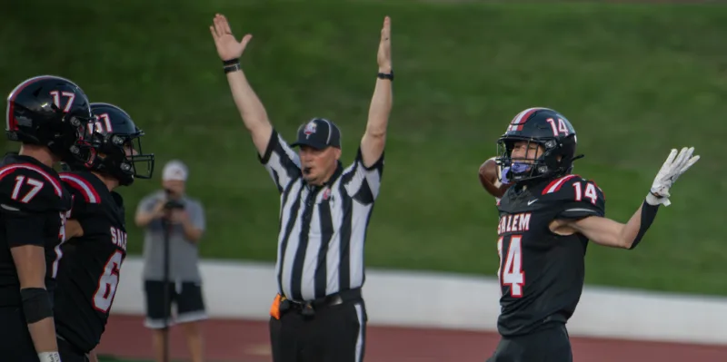 Fourth-down heroics help Salem hold off Canfield